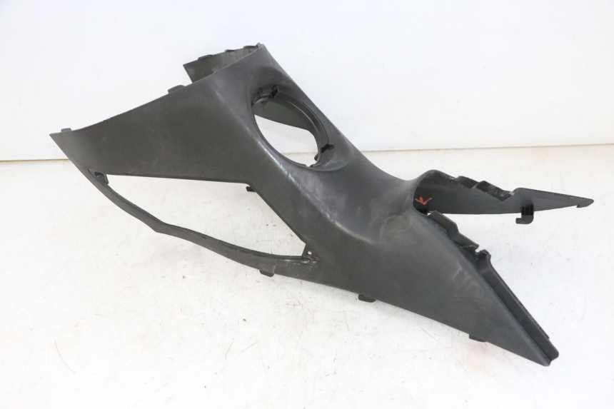 photo de SERBATOIO COPERCHIO GILERA NEXUS 300 (2008 - 2013) - Dettagli dei punti di fissaggio