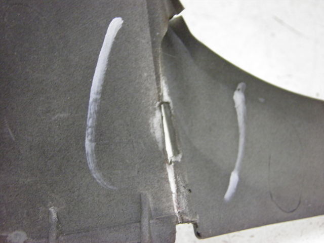 photo de CARENATURA SERBATOIO HONDA FES PANTHEON 125 (2003 - 2007) - Altra vista dell'articolo