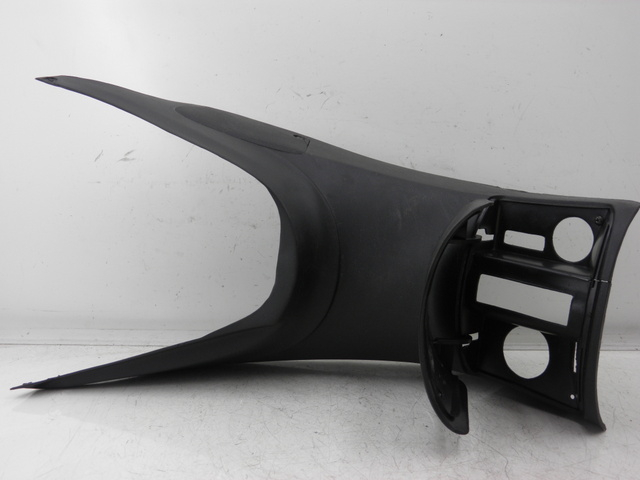 photo de CARENATURA SERBATOIO JM MOTOR S-MAX 125 (2010 - 2014) - Dettagli dei punti di fissaggio