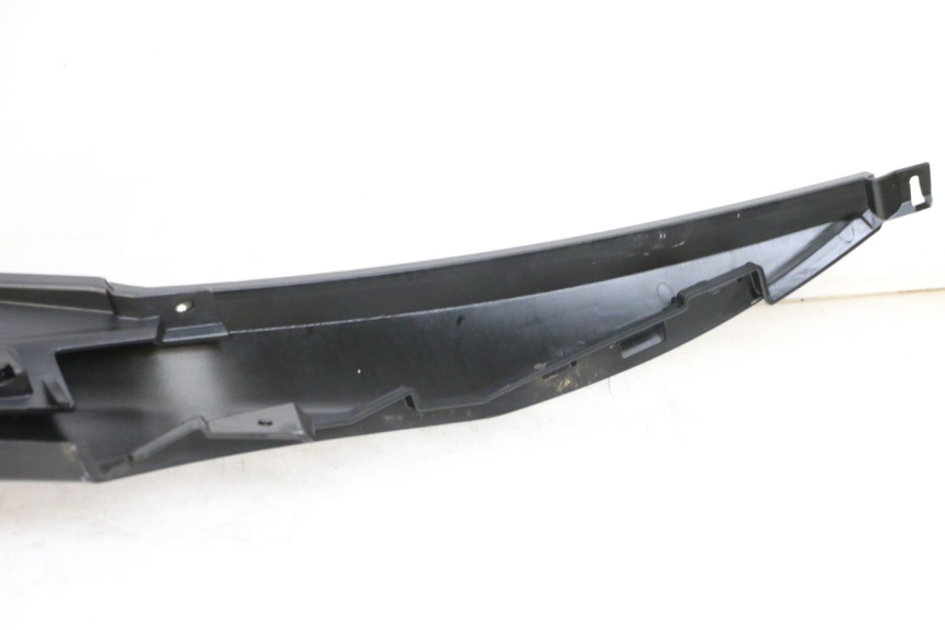 photo de SERBATOIO COPERCHIO PIAGGIO MP3 HPE 350 (2018 - 2020) - Stato della superficie e materiale