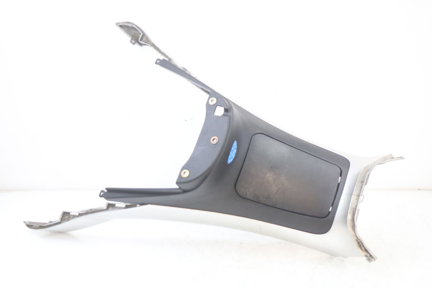 photo de CARENATURA SERBATOIO PIAGGIO MP3 LT 400 (2007 - 2012) - Dettaglio del componente