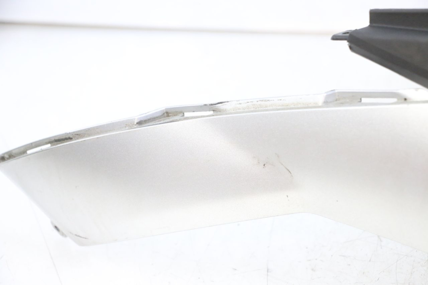 photo de SERBATOIO COPERCHIO PIAGGIO MP3 LT 300 (2010 - 2016) - Focus sulla struttura