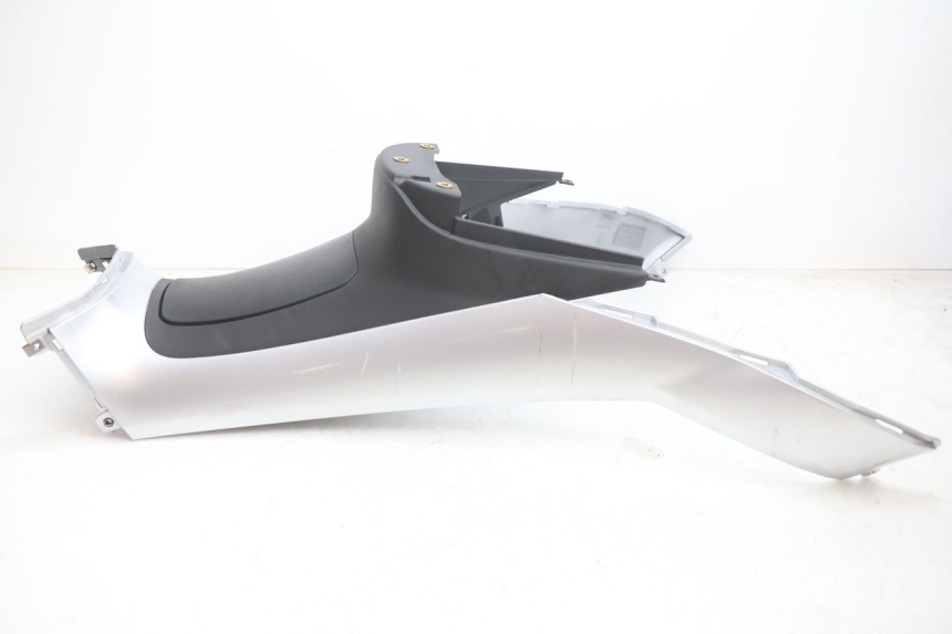 photo de Carena serbatoio PIAGGIO MP3 LT 300 (2010 - 2016) - Primo piano tecnico