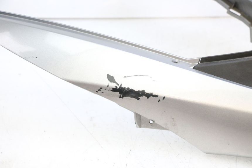 photo de CARENAGE RESERVOIR PIAGGIO MP3 500 (2014 - 2017) - Foto prodotto supplementare