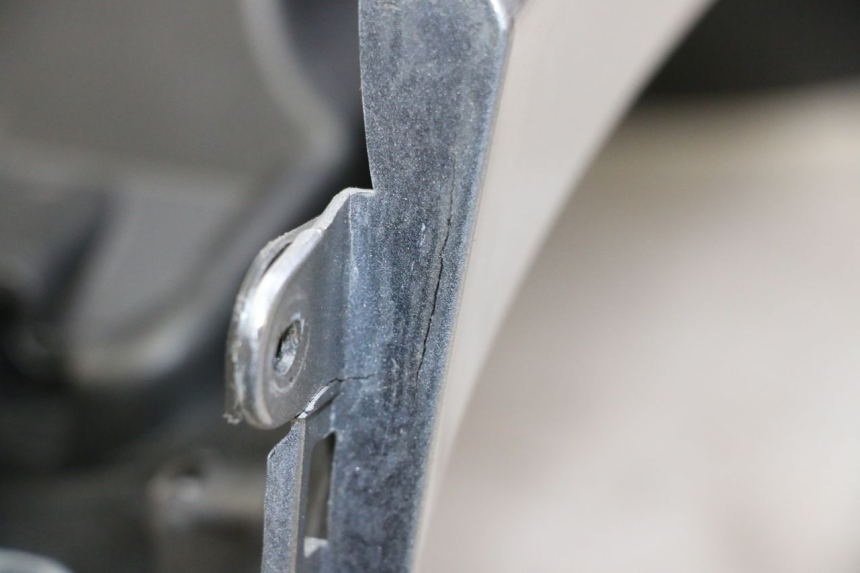 photo de CARENAGE RESERVOIR PIAGGIO MP3 500 (2014 - 2017) - Vista d'insieme del prodotto