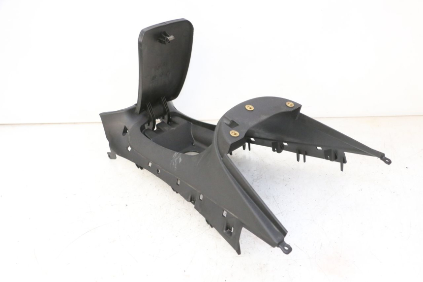 photo de SERBATOIO COPERCHIO PIAGGIO MP3 125 (2006 - 2014) - Stato della superficie e materiale