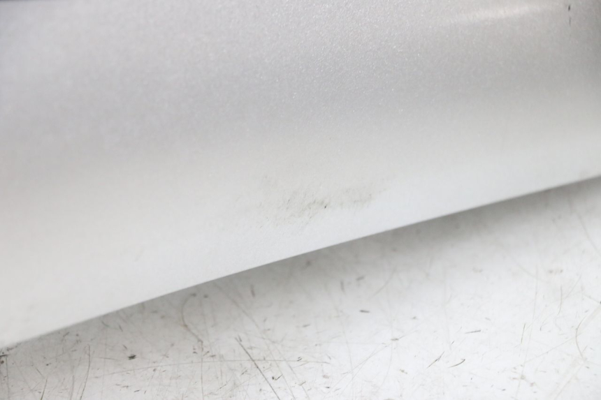 photo de CARENAGE RESERVOIR PIAGGIO MP3 RL 250 (2006 - 2010) - Ricambio usato controllato