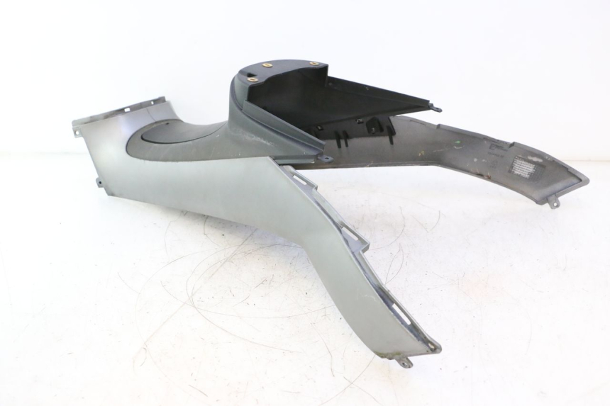 photo de SERBATOIO COPERCHIO PIAGGIO MP3 125 (2006 - 2014) - Stato della superficie e materiale