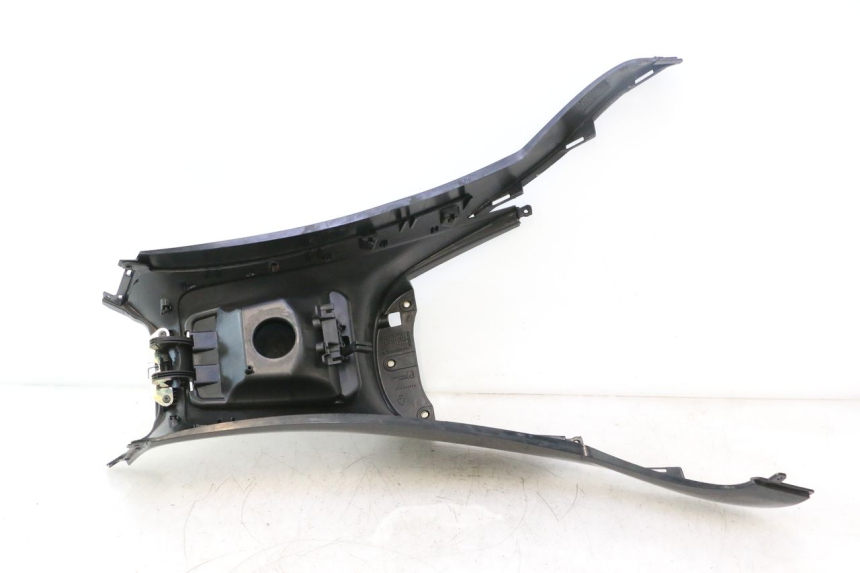 photo de SERBATOIO COPERCHIO PIAGGIO MP3 500 (2011 - 2015) - Zoom sullo stato d'uso