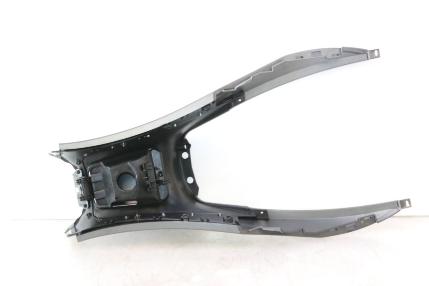 photo de SERBATOIO COPERCHIO PIAGGIO MP3 500 (2016 - 2018) - Caratteristiche distintive