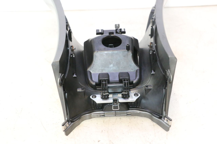 photo de SERBATOIO COPERCHIO PIAGGIO MP3 500 (2016 - 2018) - Primo piano ad alta risoluzione