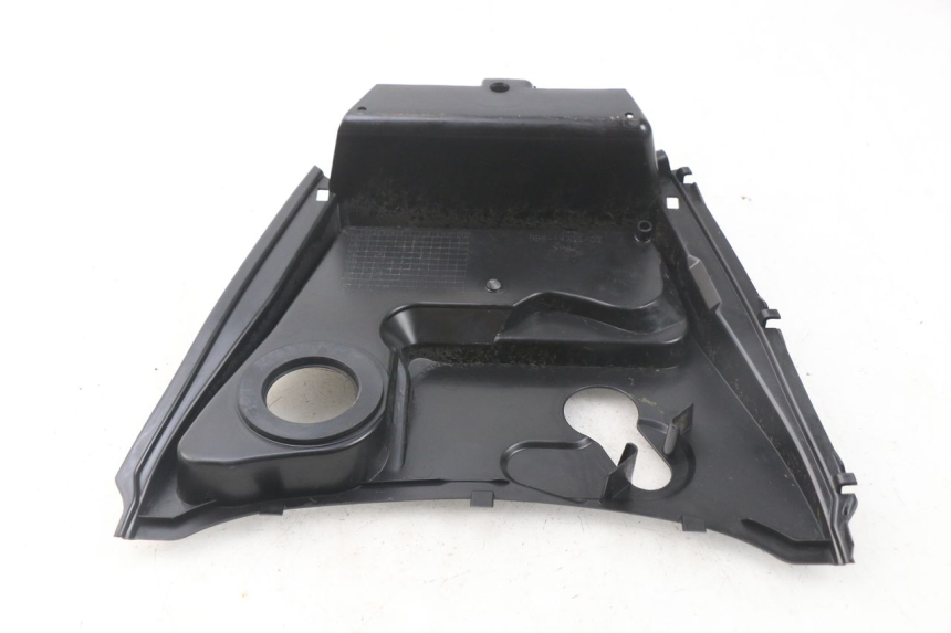 photo de CARENATURA SERBATOIO MBK MW TRYPTIK 125 (2017 - 2022) - Dettagli dei punti di fissaggio