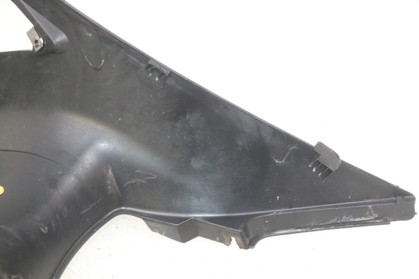 photo de CARENAGE SERBATOIO GILERA NEXUS 125 (2007 - 2009) - Dettagli dei punti di fissaggio