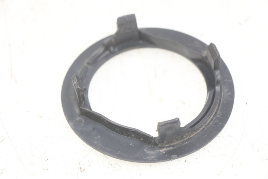 photo de SERBATOIO COPERCHIO SYM ORBIT III 3 4T 50 (2021 - 2025) - Dettaglio del componente