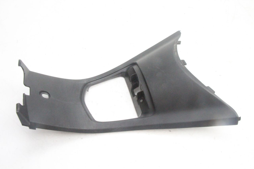 photo de CARENAGE RESERVOIR HONDA PCX (JF28) 125 (2009 - 2011) - Zoom sullo stato d'uso