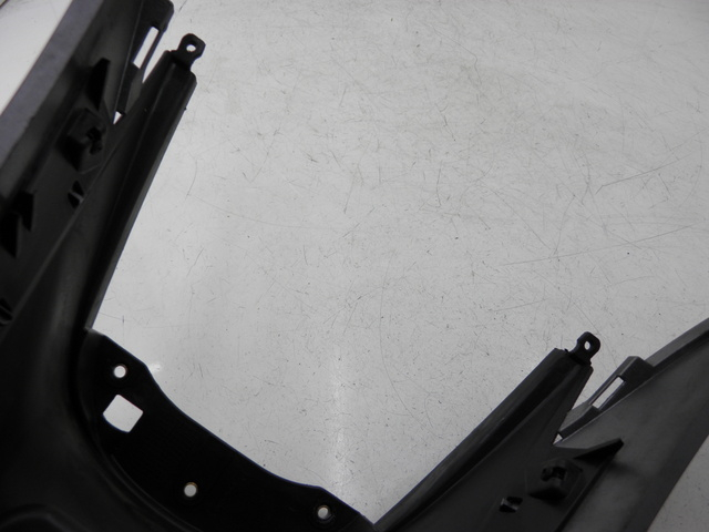 photo de Carena serbatoio PIAGGIO MP3 RL 125 (2008 - 2009) - Dettaglio del componente