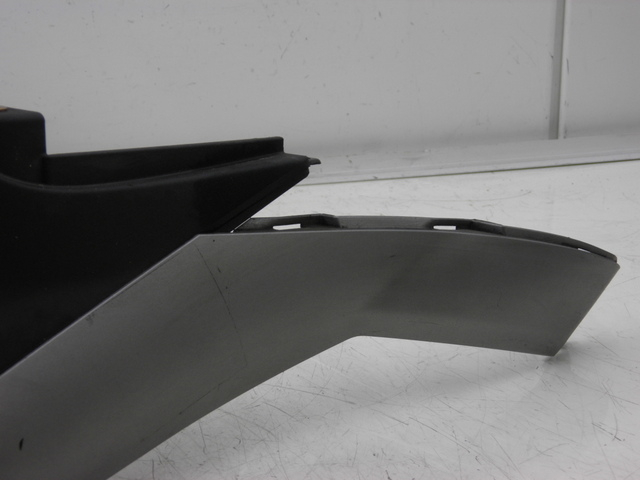 photo de Carena serbatoio PIAGGIO MP3 RL 125 (2008 - 2009) - Primo piano ad alta risoluzione