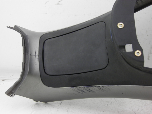 photo de Carena serbatoio PIAGGIO MP3 RL 125 (2008 - 2009) - Primo piano tecnico