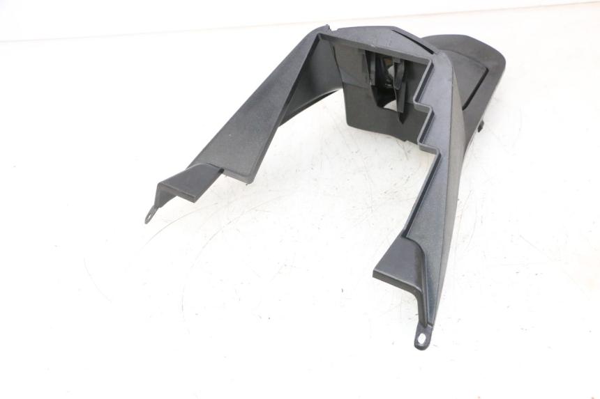 photo de CARENATURA SERBATOIO PEUGEOT SATELIS 125 (2013 - 2018) - Primo piano tecnico