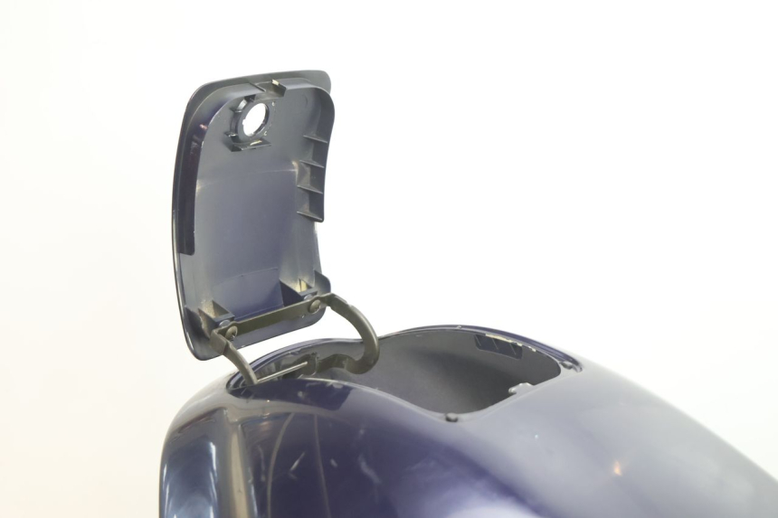 photo de SERBATOIO COPERCHIO HONDA ST PAN EUROPEAN 1100 (1990 - 2002) - Zoom sui componenti