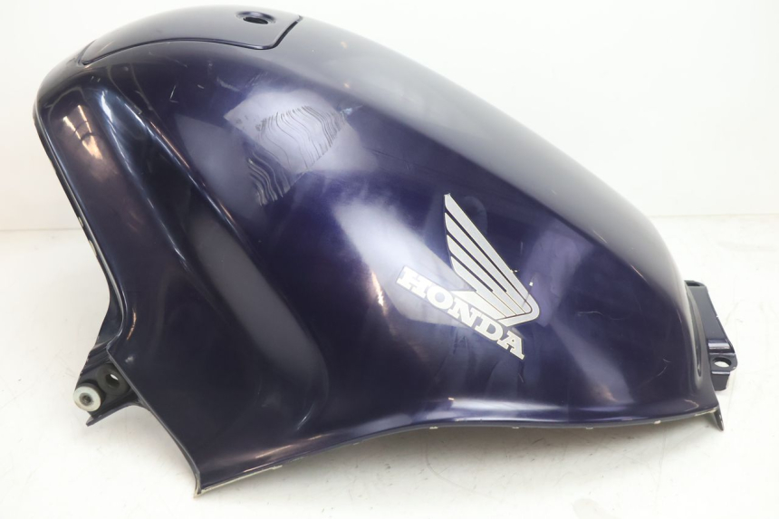 photo de SERBATOIO COPERCHIO HONDA ST PAN EUROPEAN 1100 (1990 - 2002) - Dettagli dei punti di fissaggio