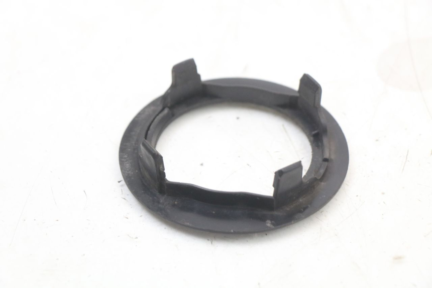 photo de CARENAGE RESERVOIR SYM ORBIT III 3 4T 50 (2018 - 2021) - Zoom sullo stato d'uso