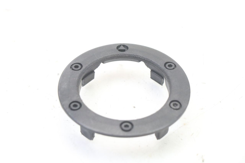 photo de CARENAGE RESERVOIR SYM ORBIT III 3 4T 50 (2018 - 2021) - Dettaglio del componente