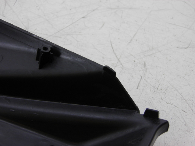 photo de Carena serbatoio SYM SYMPLY 4T 50 (2012 - 2015) - Zoom sullo stato d'uso