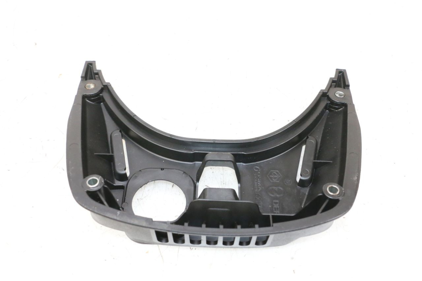 photo de CARENAGE RESERVOIR PIAGGIO VESPA GTS SUPER IE 125 (2009 - 2016) - Dettaglio del componente
