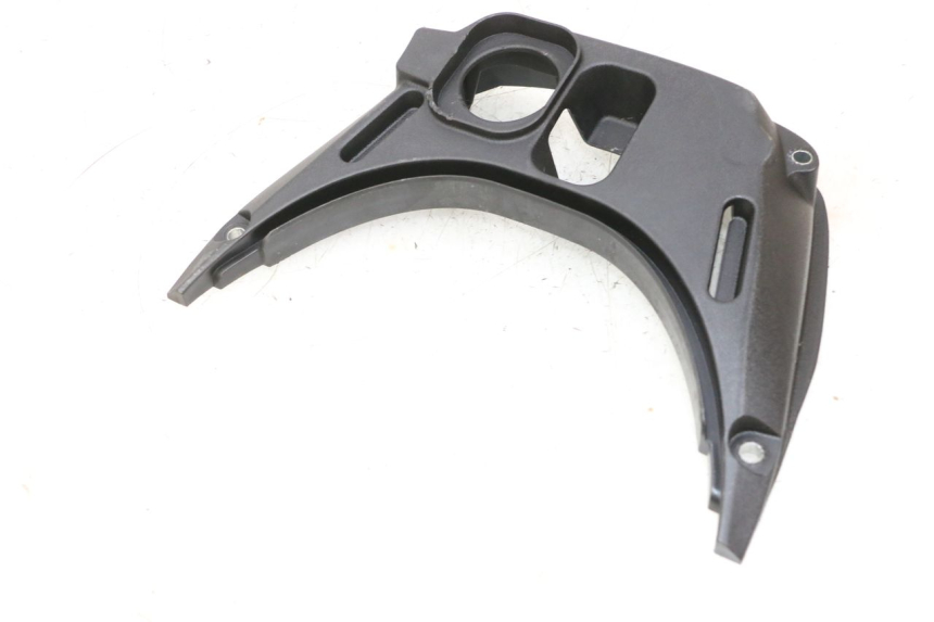 photo de CARENAGE RESERVOIR PIAGGIO VESPA GTS SUPER IE 125 (2009 - 2016) - Altra angolazione