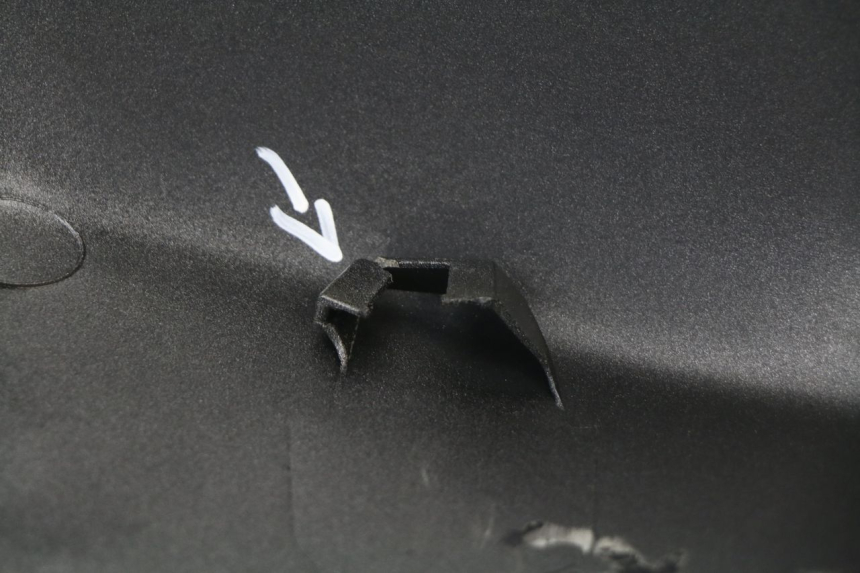 photo de CARENATURA SERBATOIO HONDA VFR F 1200 (2010 - 2015) - Dettaglio del componente