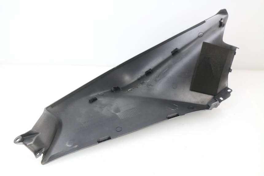 photo de CARENATURA SERBATOIO HONDA VFR F 1200 (2010 - 2015) - Altra angolazione