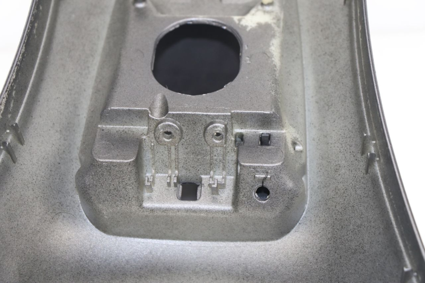 photo de Carena serbatoio PIAGGIO X8 400 (2006 - 2007) - Zoom sullo stato d'uso