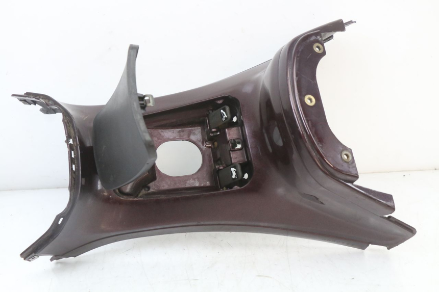 photo de CARENAGE RESERVOIR PIAGGIO X8 125 (2004 - 2007) - Zoom sullo stato d'uso