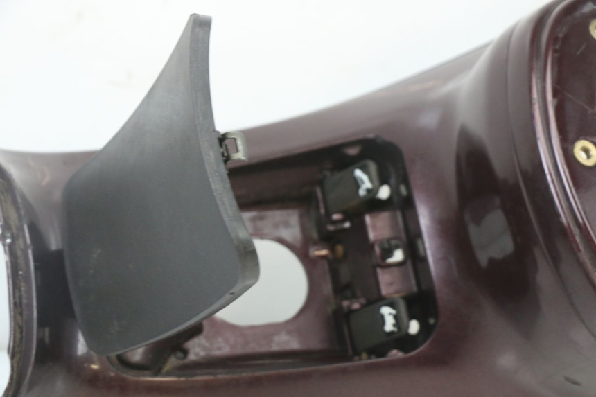 photo de CARENAGE RESERVOIR PIAGGIO X8 125 (2004 - 2007) - Altra angolazione