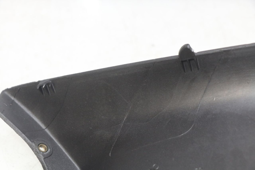 photo de CARENAGE RESERVOIR PIAGGIO X9 EVOLUTION 250 (2003 - 2007) - Altra angolazione