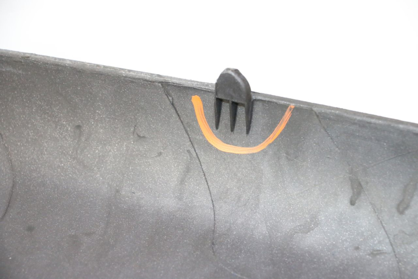 photo de CARENAGE RESERVOIR PIAGGIO X9 EVOLUTION 125 (2003 - 2007) - Altra angolazione