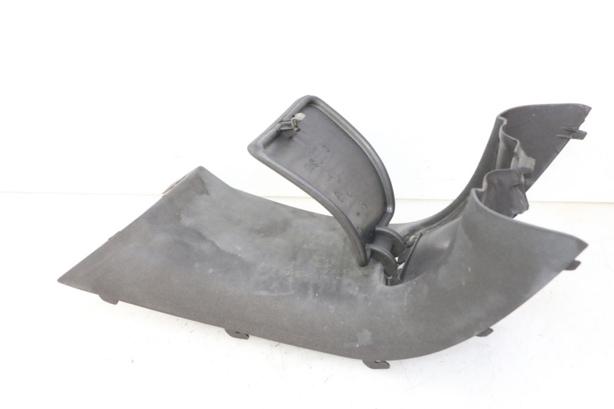 photo de CARENAGE RESERVOIR PIAGGIO X9 EVOLUTION 125 (2003 - 2007) - Stato della superficie e materiale