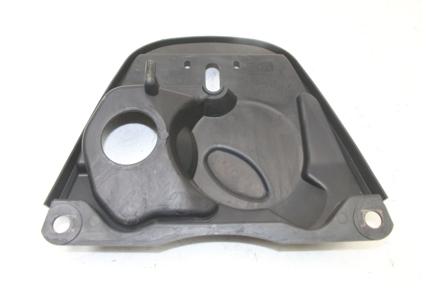 photo de CARENAGE RESERVOIR YAMAHA NEOS NEO'S 4T 50 (2008 - 2016) - Dettagli dei punti di fissaggio