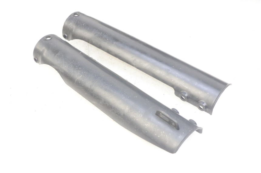 photo de CARROZZERIA CARENA COMPLETA ORION AGB37 CRF1 DIRT BIKE 125 (2013 - 2021) - Stato della superficie e materiale