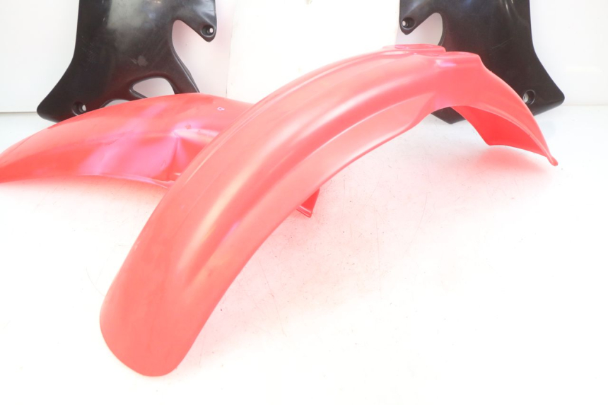 photo de CARROZZERIA CARENA COMPLETA HONDA CR 125 (1995 - 1997) - Caratteristiche distintive