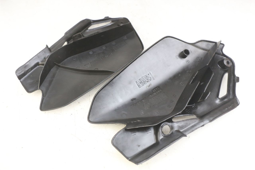 photo de CARROZZERIA CARENA COMPLETA HONDA CR 80 (2001 - 2003) - Primo piano tecnico