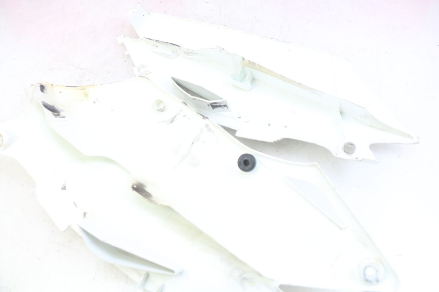 photo de CARROZZERIA CARENA COMPLETA HONDA CRF CR-F 450 (2009 - 2012) - Zoom sui componenti