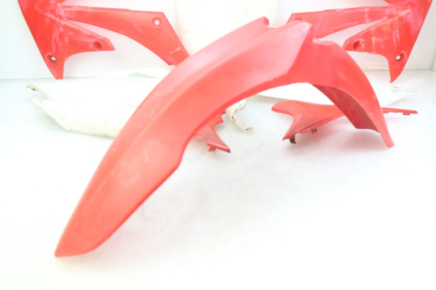 photo de CARROZZERIA CARENA COMPLETA HONDA CRF CR-F 450 (2009 - 2012) - Dettagli dei punti di fissaggio