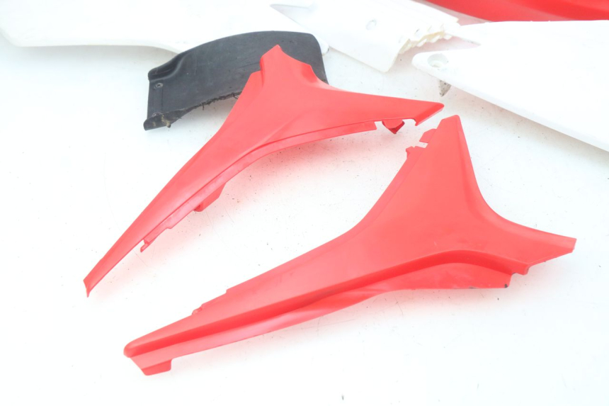 photo de CARROZZERIA CARENA COMPLETA HONDA CRF 250 (2013 - 2016) - Angolazione alternativa