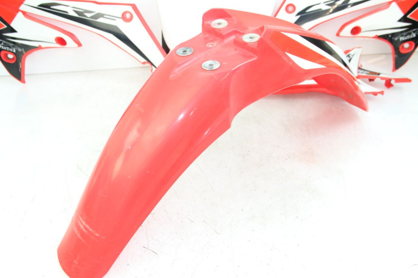 photo de CARROZZERIA CARENA COMPLETA HONDA CRF 250 (2010 - 2013) - Caratteristiche distintive