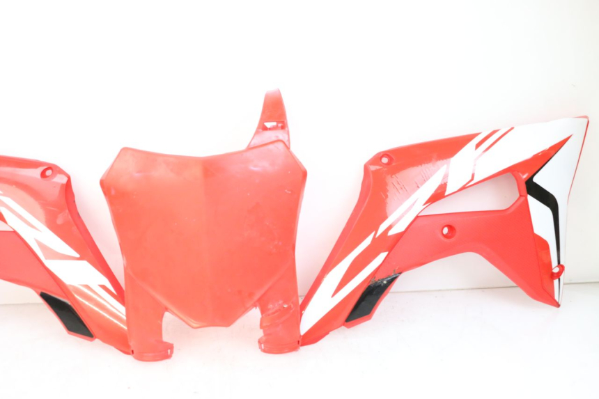 photo de COMPLETA CARENATURA HONDA CRF R 250 (2020 - 2021) - Caratteristiche distintive