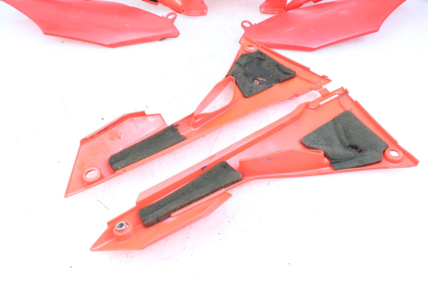 photo de COMPLETA CARENATURA HONDA CRF R 250 (2020 - 2021) - Angolazione alternativa