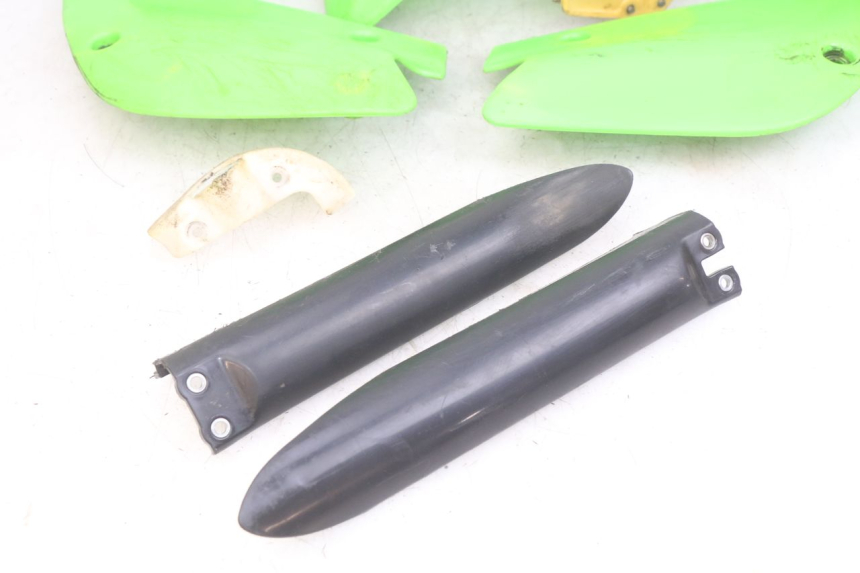 photo de CARROZZERIA CARENA COMPLETA KAWASAKI KX 85 (2001 - 2013) - Caratteristiche distintive