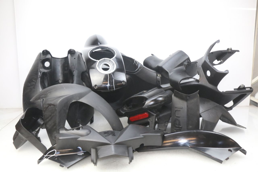 photo de COMPLETA CARENATURA PEUGEOT LUDIX 50 (2008 - 2017) - Vista principale